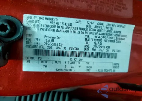 2015 Ford Focus Se z USA, uszkodzony, nr VIN 1FADP3F29FL205840